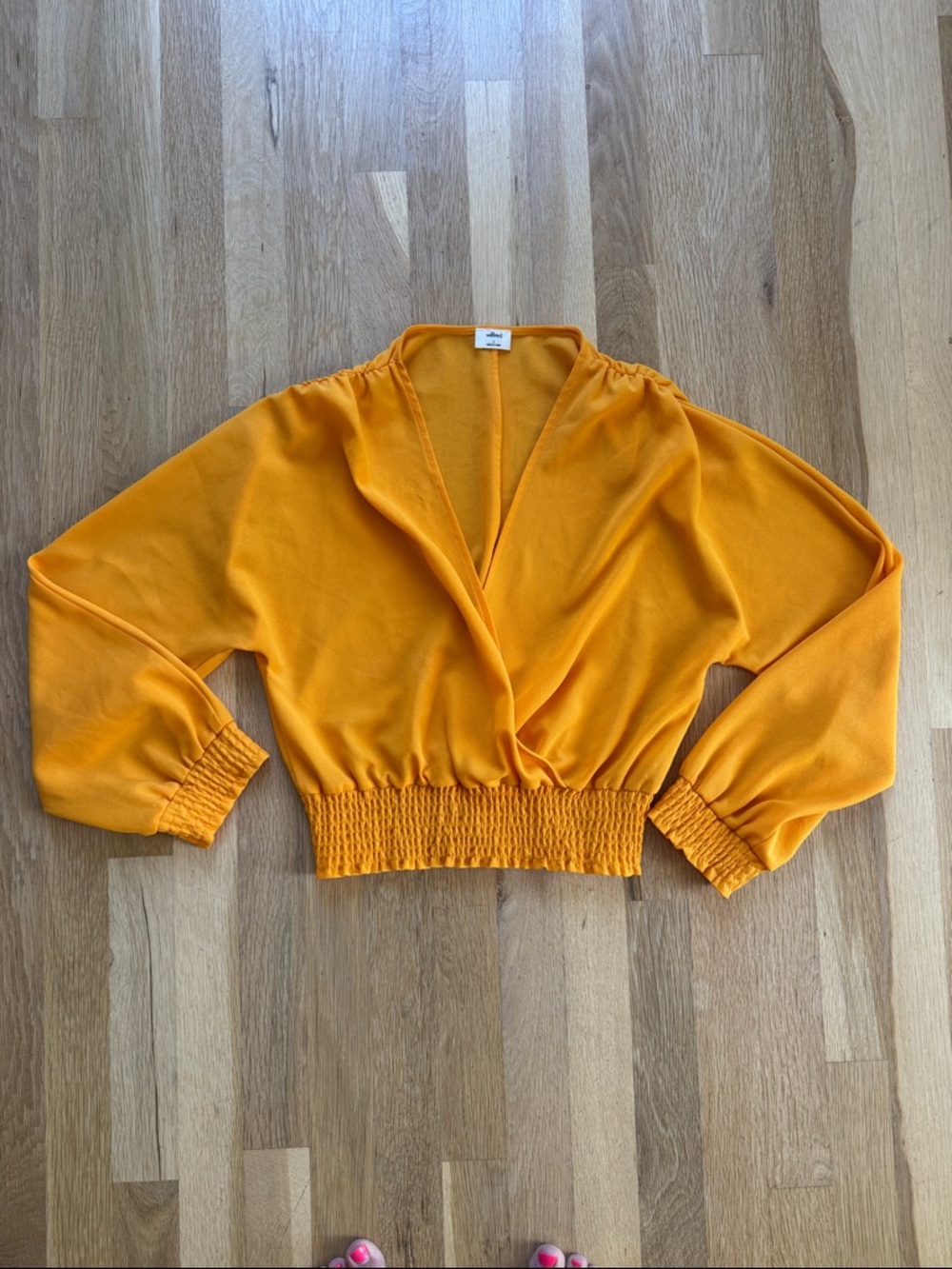 Aritzia Wilfred Reign Cropped Wrap Blouse in Tuscan Sun Small